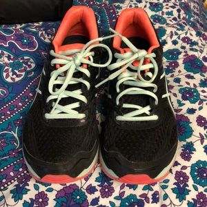 ASICS RUNNNING SHOES